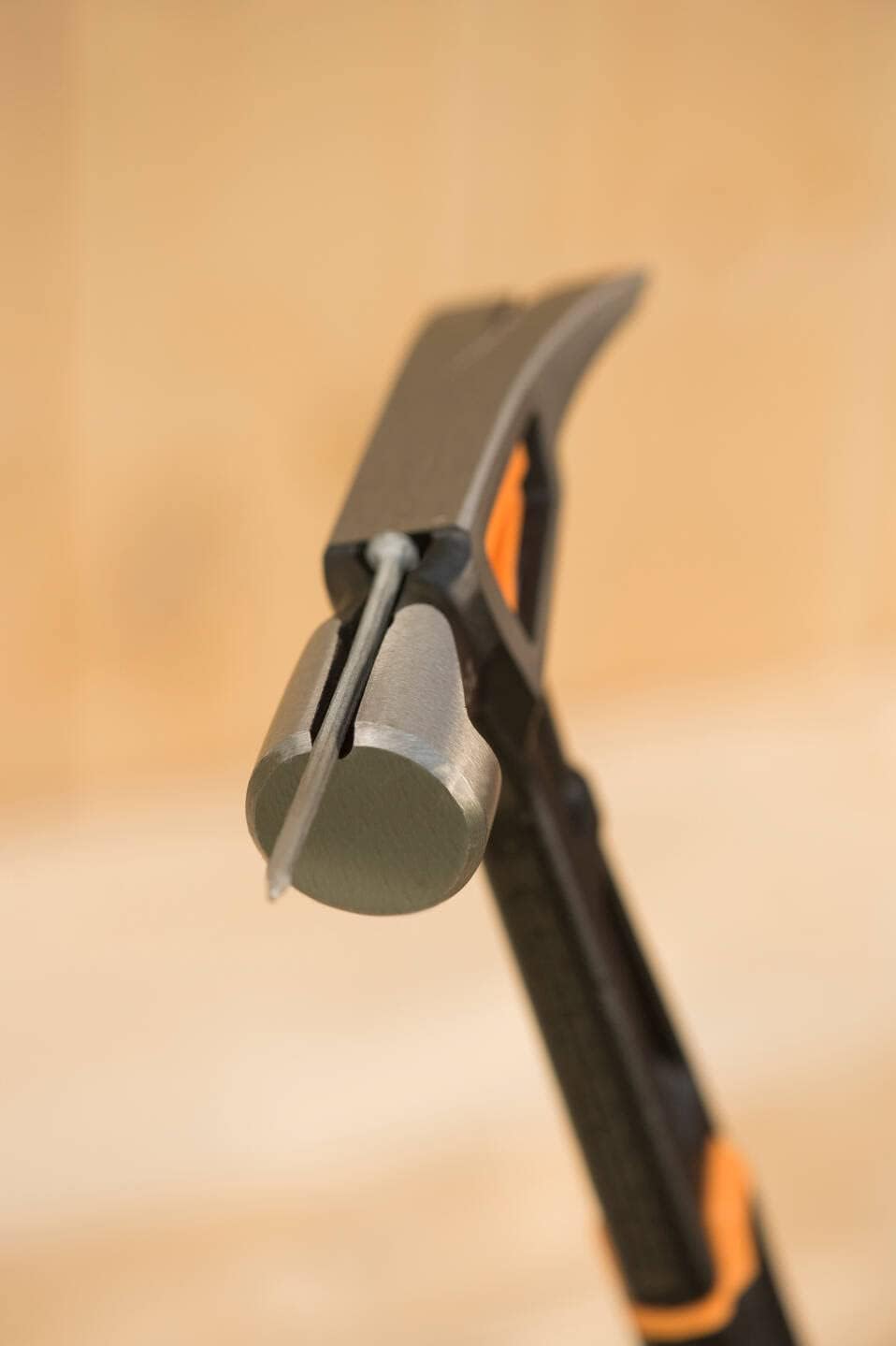 Fiskars IsoCore snickarhammare – kraft och precision i ett verktyg