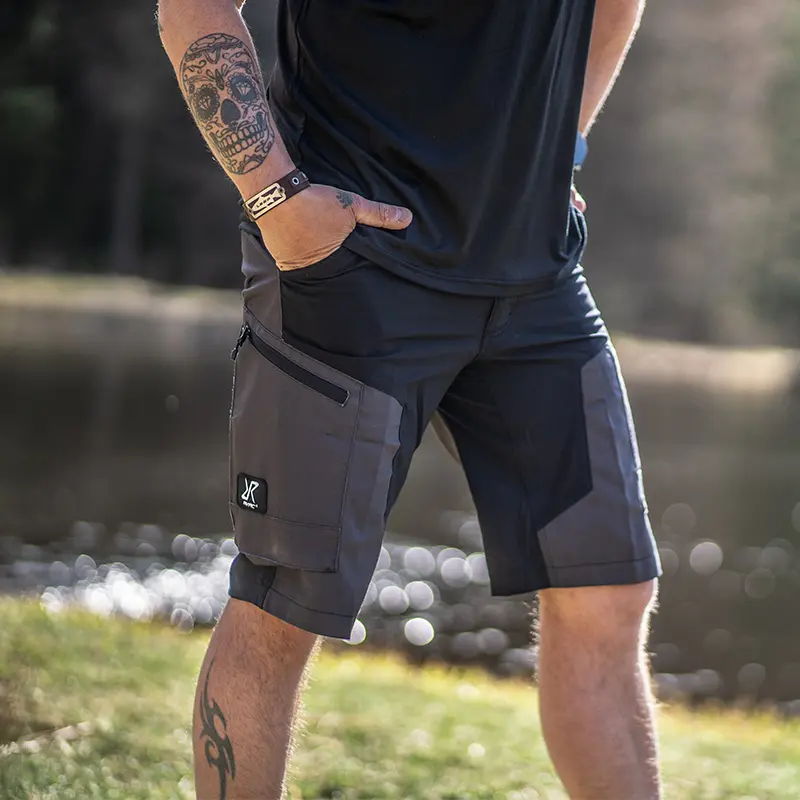 RevolutionRace Herr GP Shorts använda utomhus vid vandring och friluftsliv