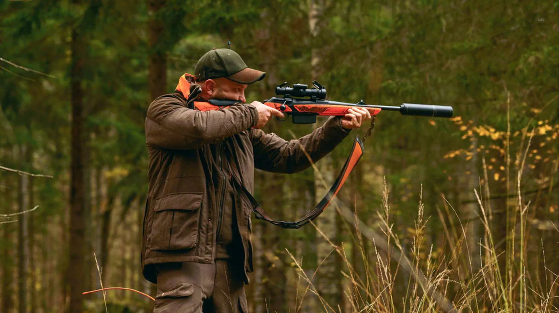Pinewood Småland Hunters Trousers Suede – slitstark jaktjacka vid aktiv jakt i skogsterräng