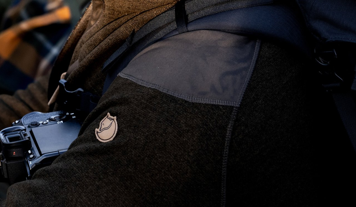 Fjällräven Buck Fleece – varm och slitstark fleece för jakt och friluftsliv